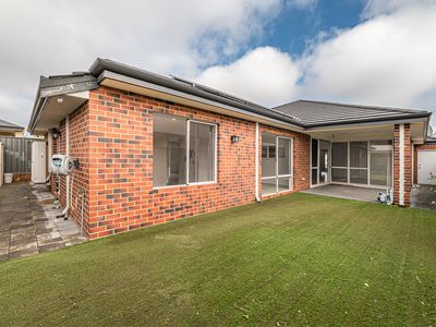 18 Plavin Street, Piara Waters