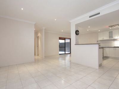9D Daley Street, Yokine