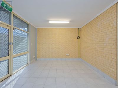 2 / 8 Erceg Road, Yangebup