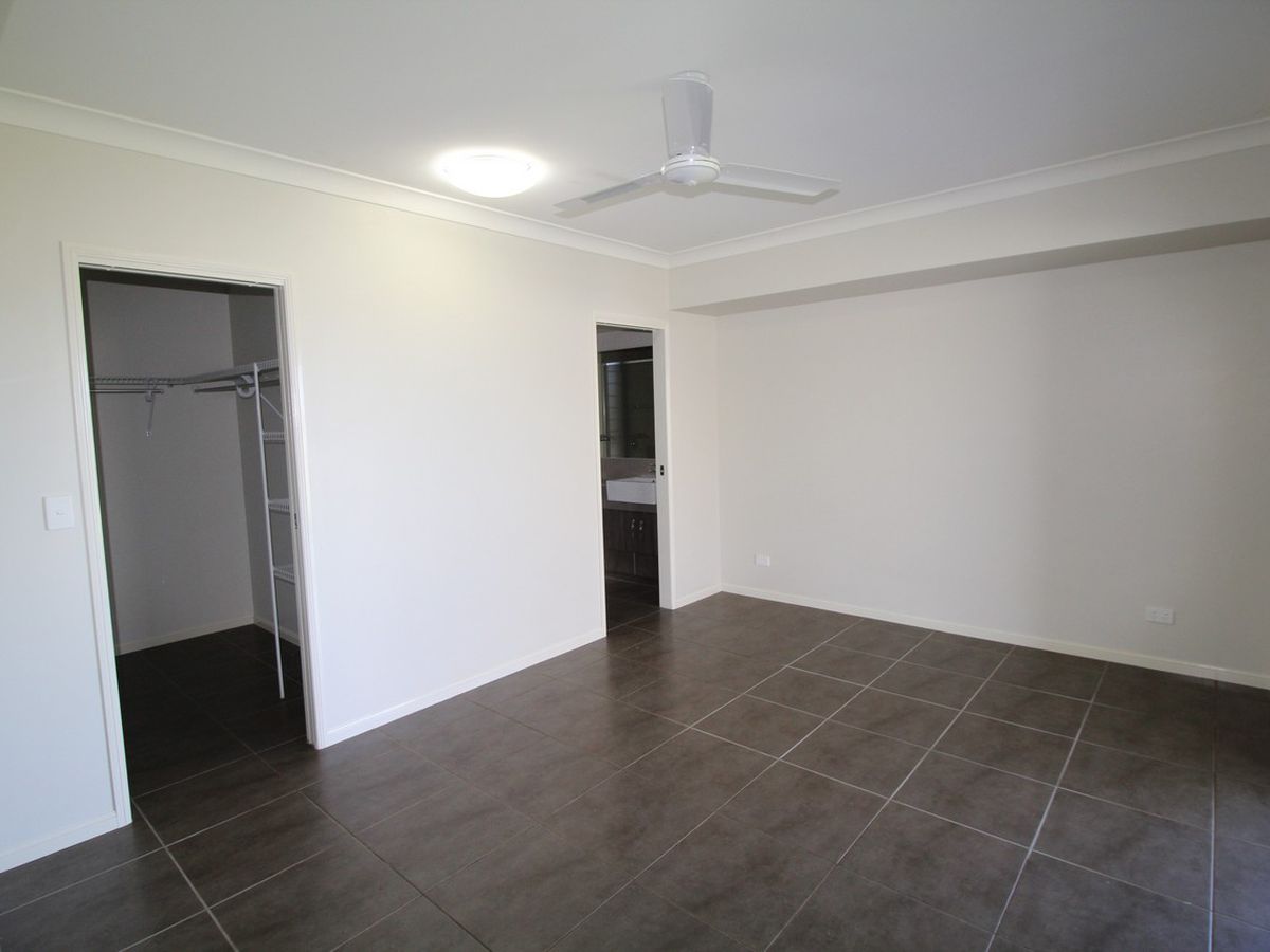 11 Lavender Crescent, Atherton