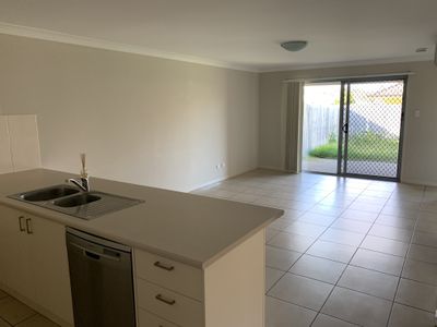 2 / 32 Herd Street , Caboolture