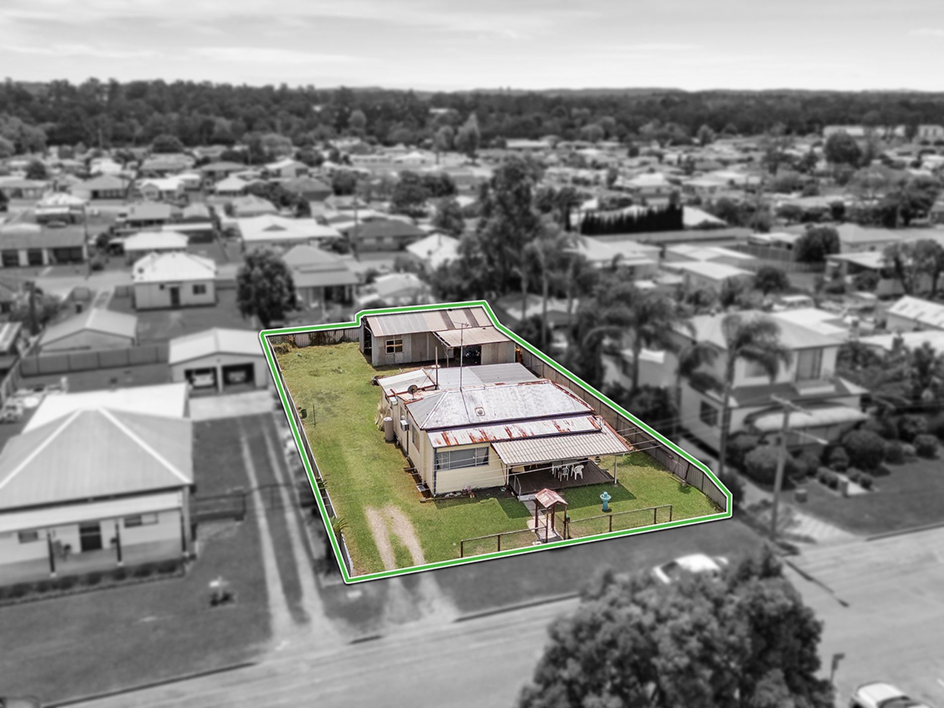 21 Sixth Street, Weston