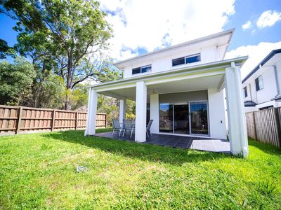 11 Moorinya Circuit, Pimpama