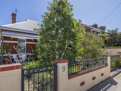 9 Dangan Street, Perth