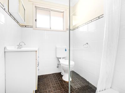 2 / 1 Brisbane Place, Barrack Heights