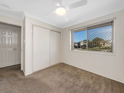 1 / 62 Birdwood Road, Holland Park West