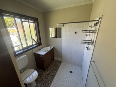 1 / 447 Rose Street, Lavington