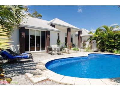 11 Tingara Court, Tewantin