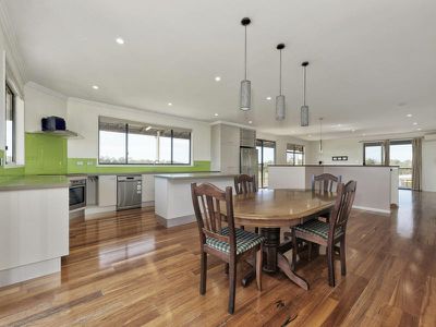 1763 Gin Gin Road, Sharon