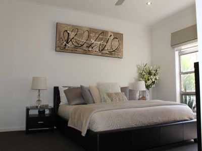 6 Redgum Court, Heathcote
