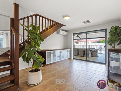 48 Brookside Square, Canning Vale