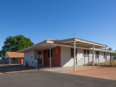1 / 10 Dulverton Terrace, South Hedland