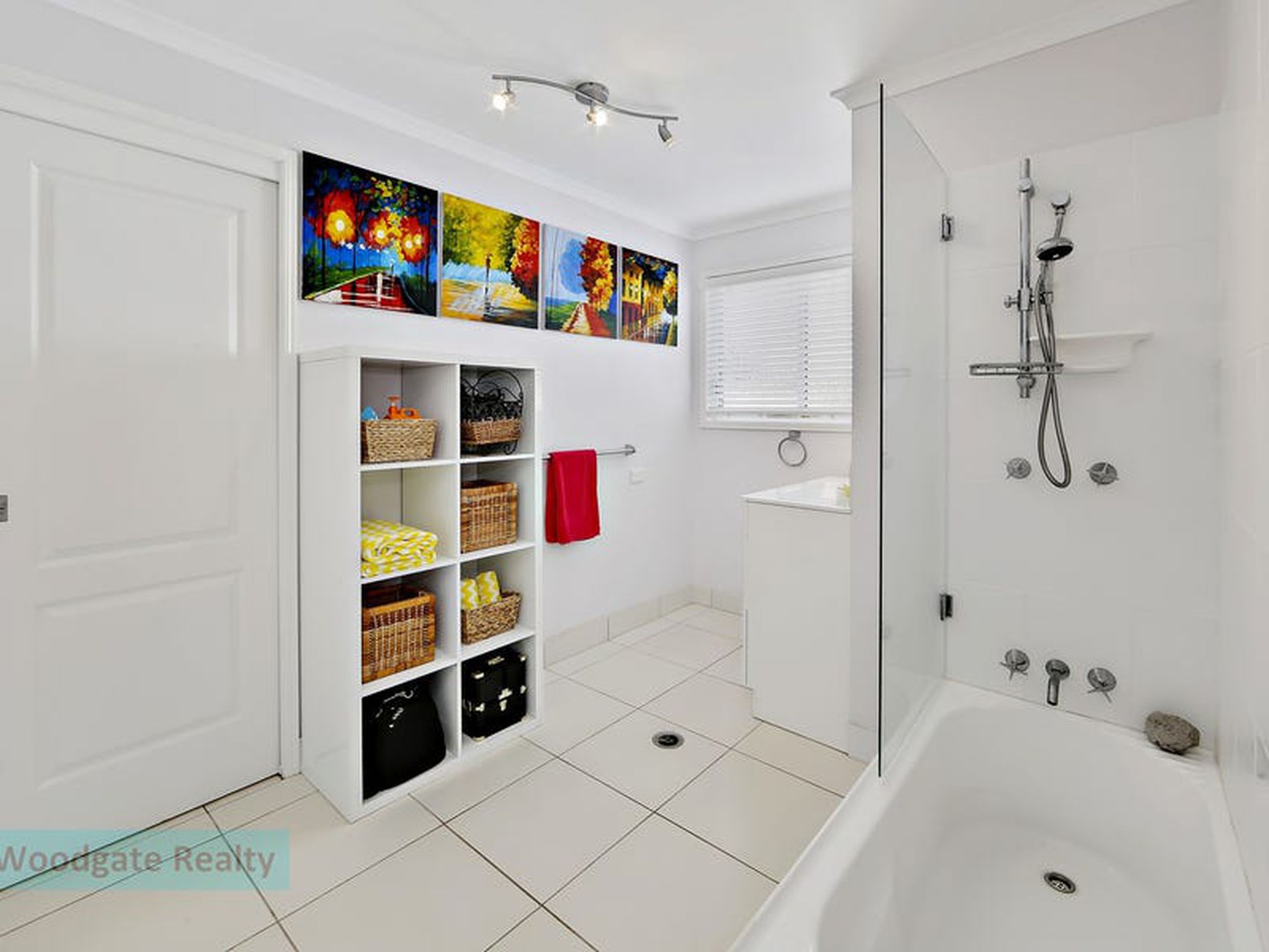 25 Coral Sea Dr, Woodgate