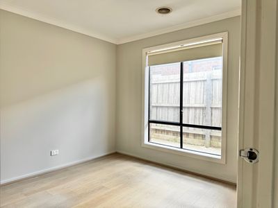 29 Phillip Drive, Wyndham Vale