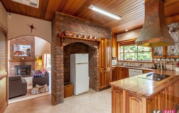 90 Stoney Creek Road, Beaconsfield Upper