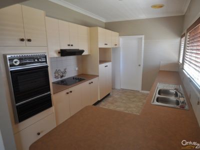 69 Dalton Street, Dubbo