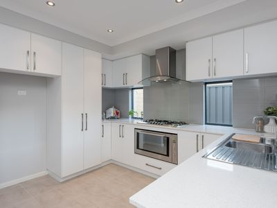 6c Salmar Way, Westminster