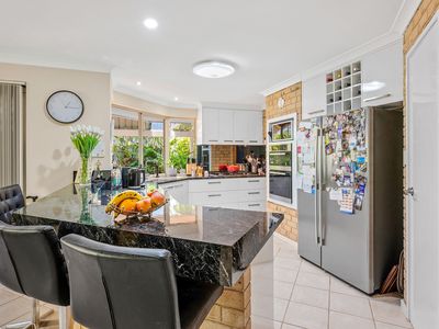 10 Somerville Drive, College Grove