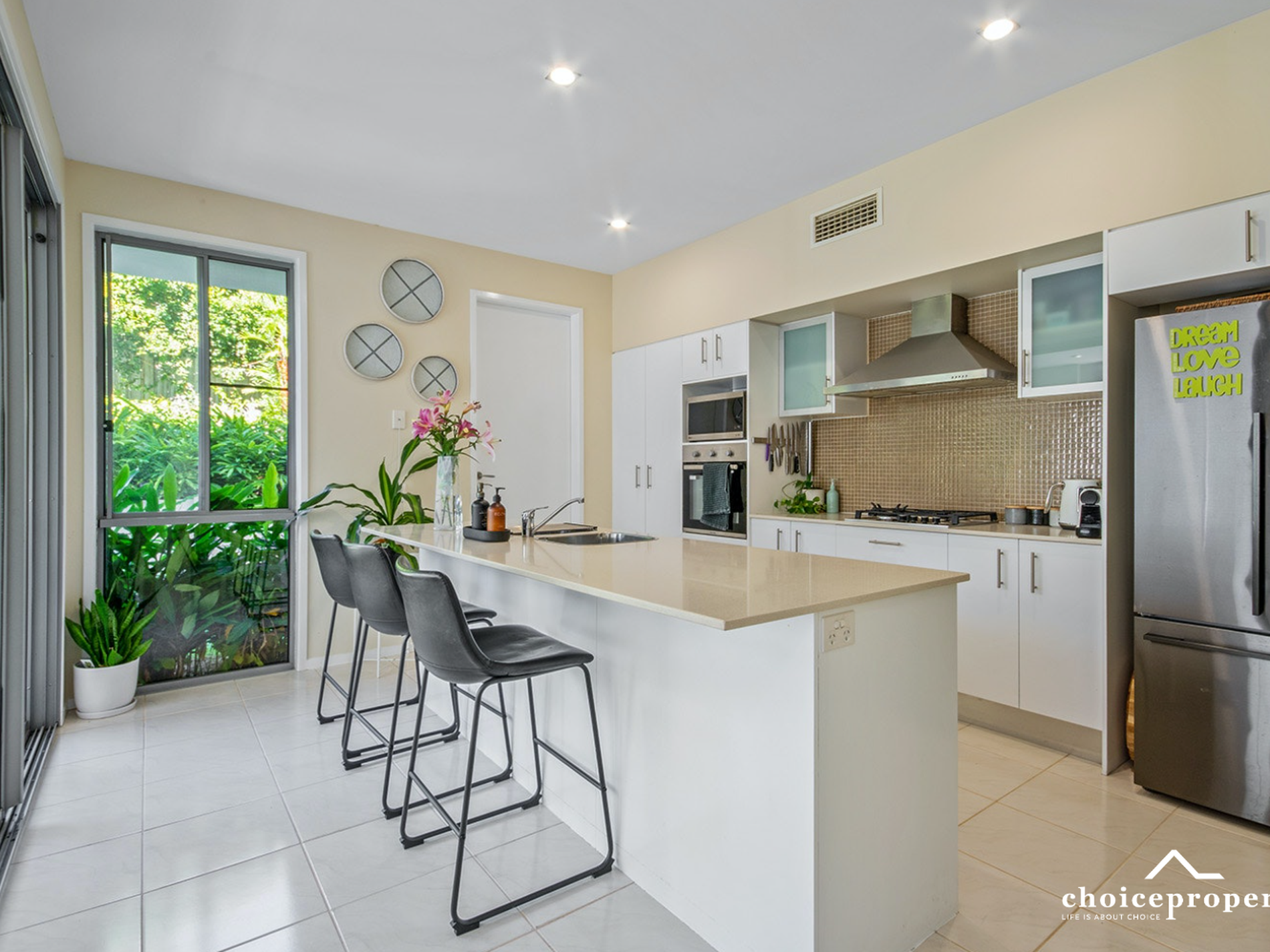 8 / 66 The Avenue, Peregian Springs