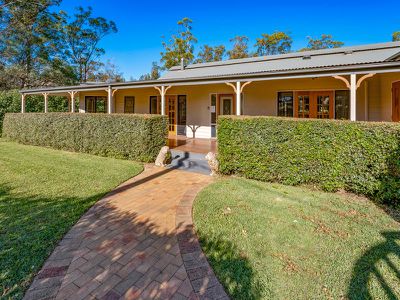 154 Freemans Drive, Morisset