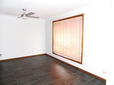 10 / 4-8 Gordon Avenue, Ingleburn