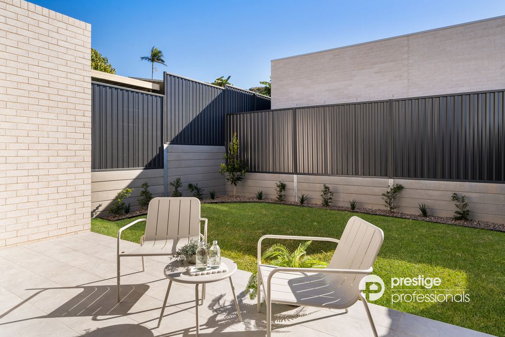 1 / 5 Elouera Crescent, Moorebank