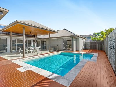 1 Swan Court, Wakerley