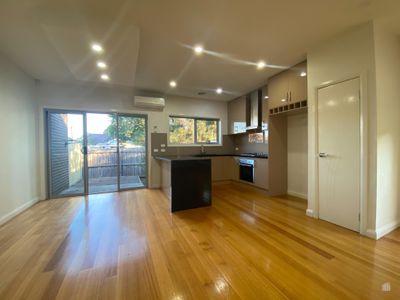 2/23 Gordon Circuit, Glenroy