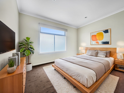 48 Bushlark Crescent, Williams Landing