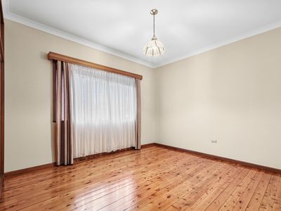 33 Links Avenue, Cabramatta