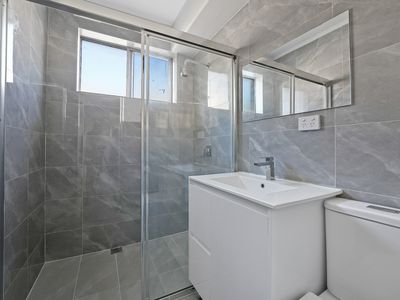 9 / 4 Forbes Street, Warwick Farm