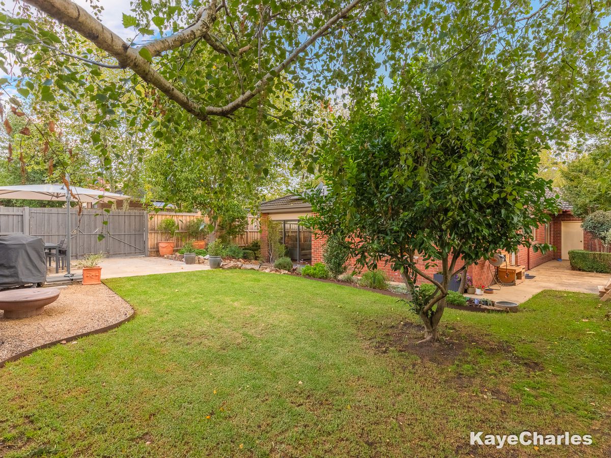 67 Fieldstone Boulevard, Beaconsfield