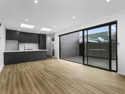 5 / 252 Queen Street, Altona