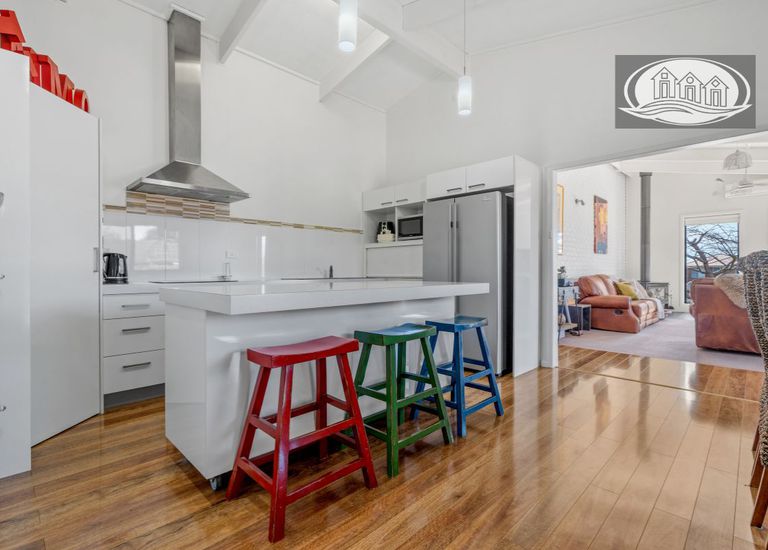 5-7 MacLeod Street, Portland