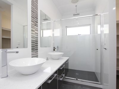 6C Moore Street, Dianella