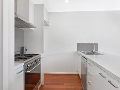 21 St Gwinear Lane, Cranbourne North