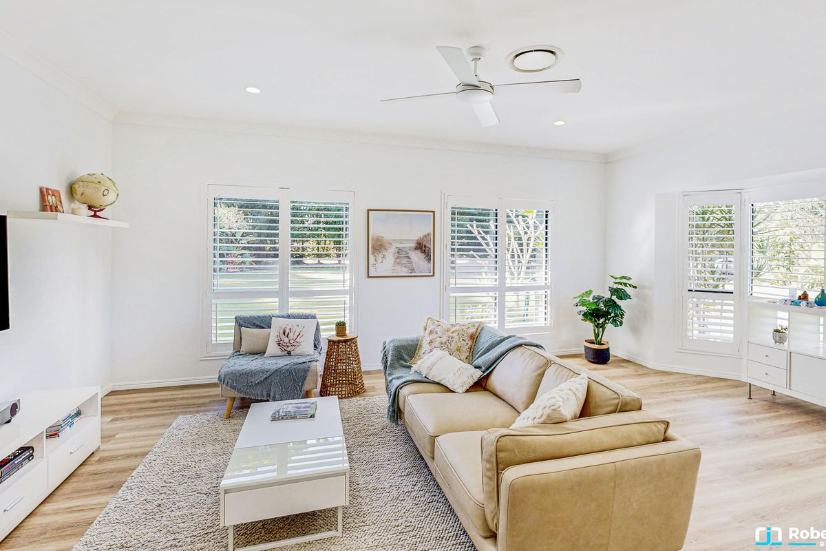 27 Edington Drive, Cooroibah