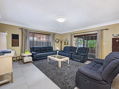 76 Rosebery Road, Guildford