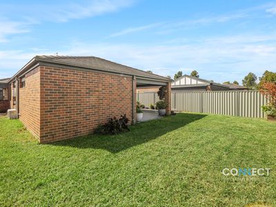 25 Macpherson Circuit, Cranbourne East