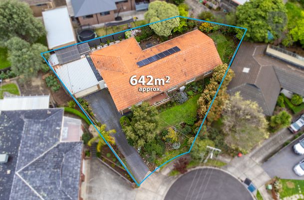 5 Dalton Place, Gladstone Park