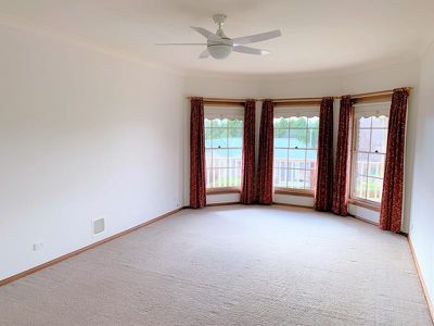 33 Cedar Drive, Llanarth