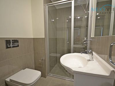 1 / 138 Croudace Road, Elermore Vale