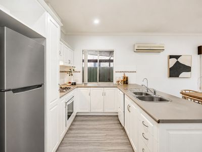 6 Heard Avenue, Mawson Lakes