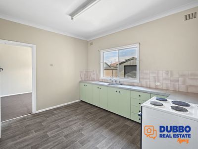 6 Stuart Street, Dubbo