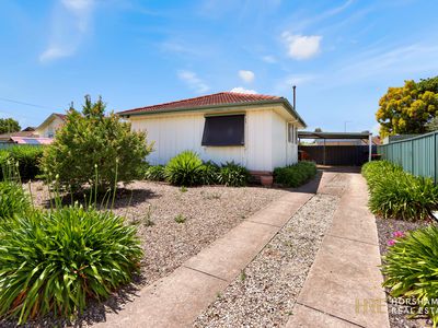 20 Felstead Avenue, Horsham
