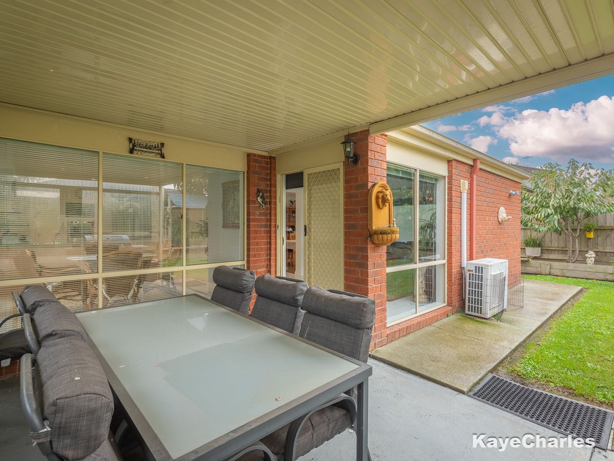 16 Highton Court, Beaconsfield