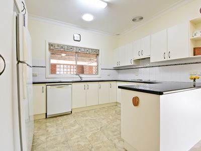 30 Banksia Crescent, Dubbo