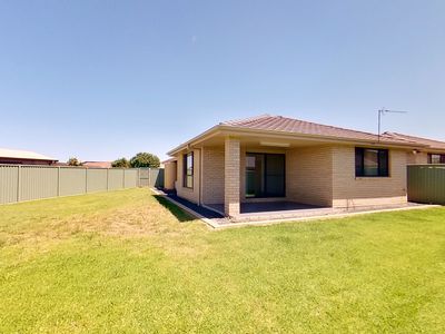 4B Jonquil Court, Dubbo