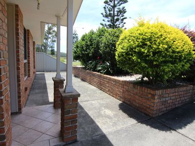 2 / 2 Tandara Place, Forster