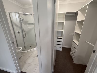 8 Driftway Street, Austral